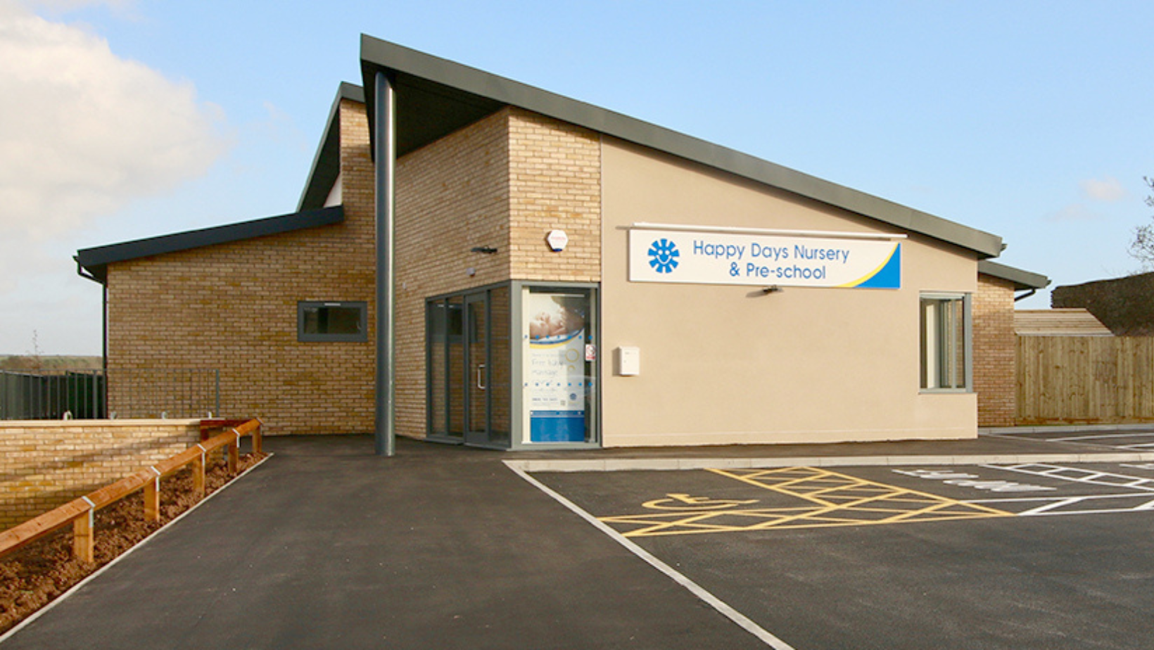 Lyde Green Happy Days Nursery entrance